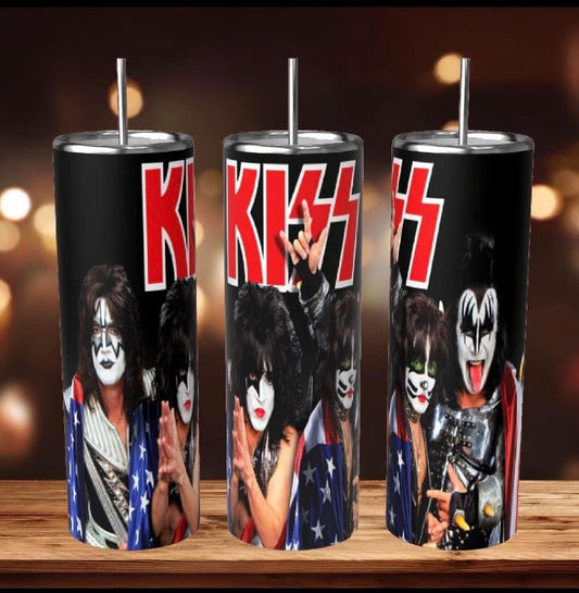 Kiss red